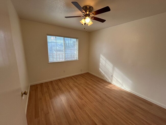 Building Photo - Avail Now - Elk Grove