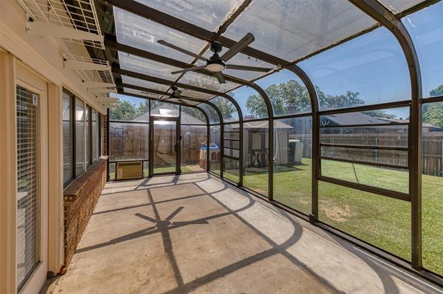 Building Photo - 416 Lincoln Dr