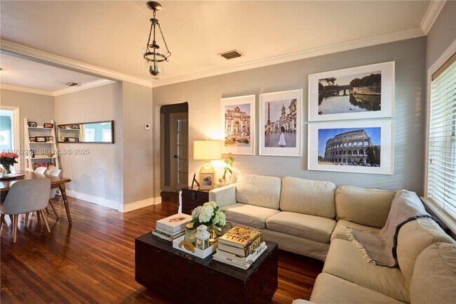 Building Photo - 5755 Devonshire Blvd