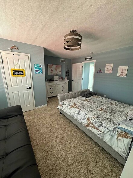 Building Photo - 4324 Timber Hollow Loop