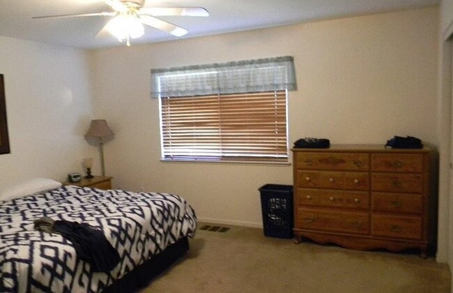 Building Photo - 17730 Fairfax Ct
