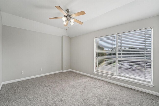 Building Photo - 1206 Canyon Maple Rd