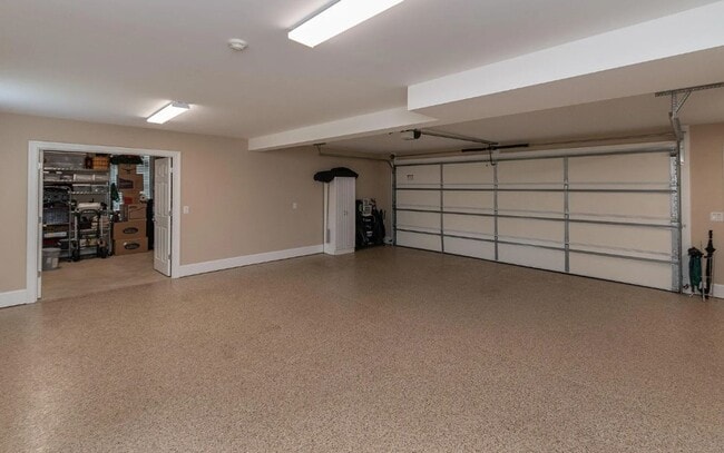 Building Photo - 597 Wentworth Cir