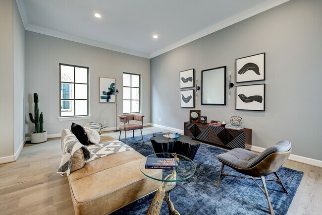 Building Photo - 505 Reinicke St