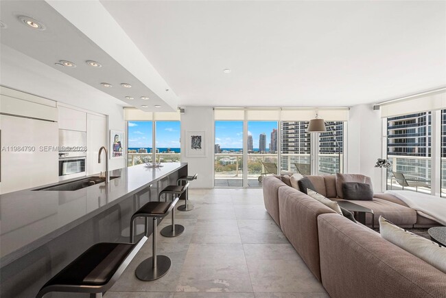 Building Photo - 450 Alton Rd