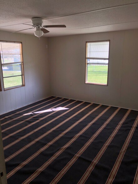 Building Photo - 4060 Spiker Ln