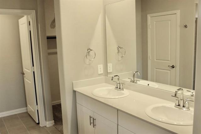 Building Photo - 10421 Potawatomi Ln