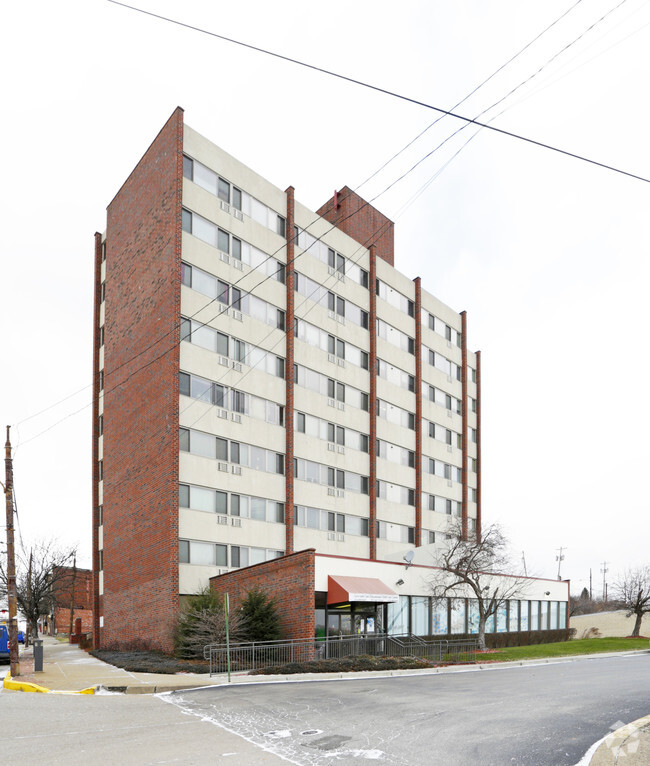 Primary Photo - Grant Towers Apartments