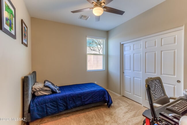 Building Photo - 9116 W Silver Cholla Dr