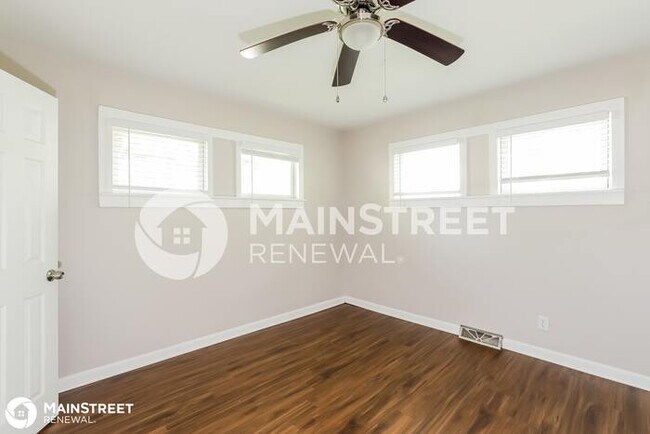 Building Photo - 1404 SW PEGGY CIRCLE, LEES SUMMIT, MO 64081