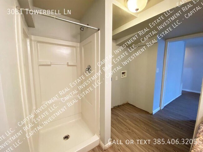 Building Photo - 3081 Towerbell Ln