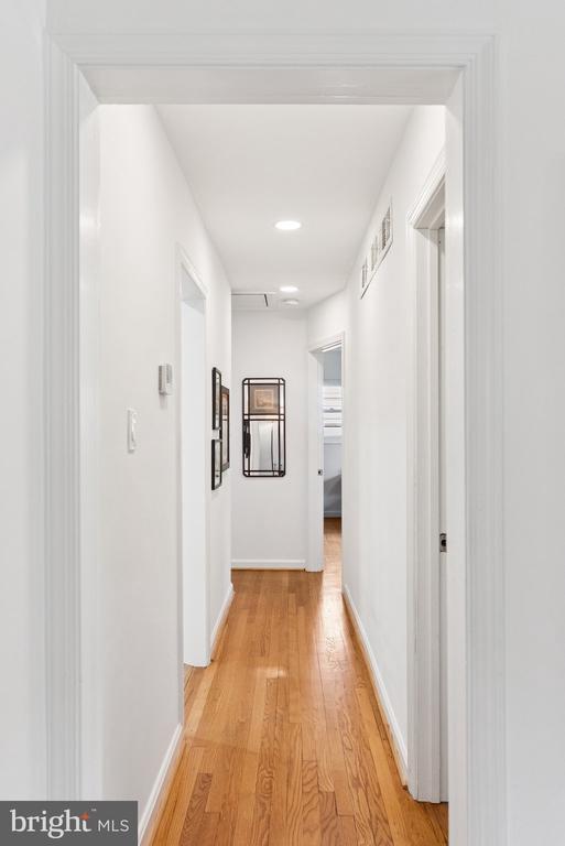 Building Photo - 5006 Flanders Ave