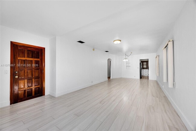 Building Photo - 150 SW 58th Ave