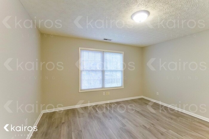 Building Photo - 7101 Reynolds Crossing Dr