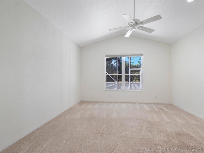 Building Photo - 5279 Brookview Dr
