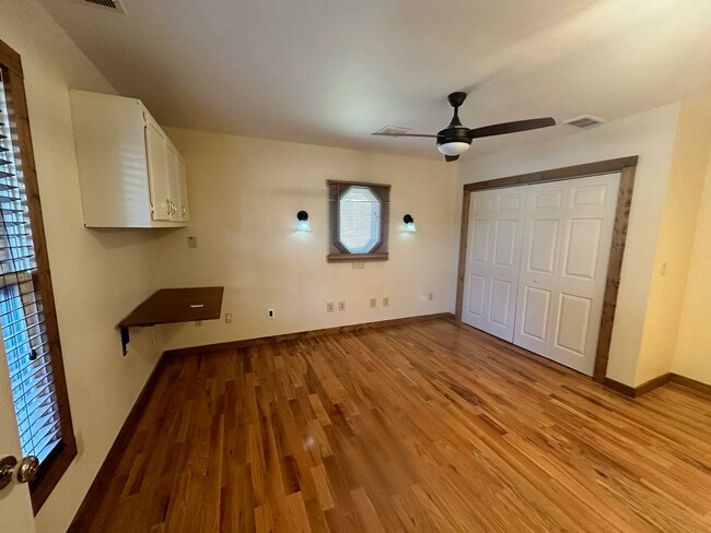 Building Photo - NEW RENTAL LISTING - NO HUD NO SECTION 8