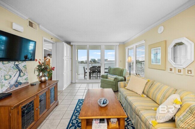 Building Photo - 4610 White Ave