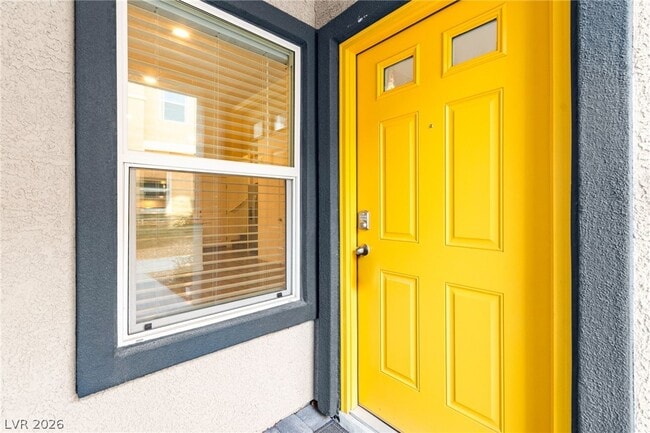 Building Photo - 491 Waterfall Cv Ct