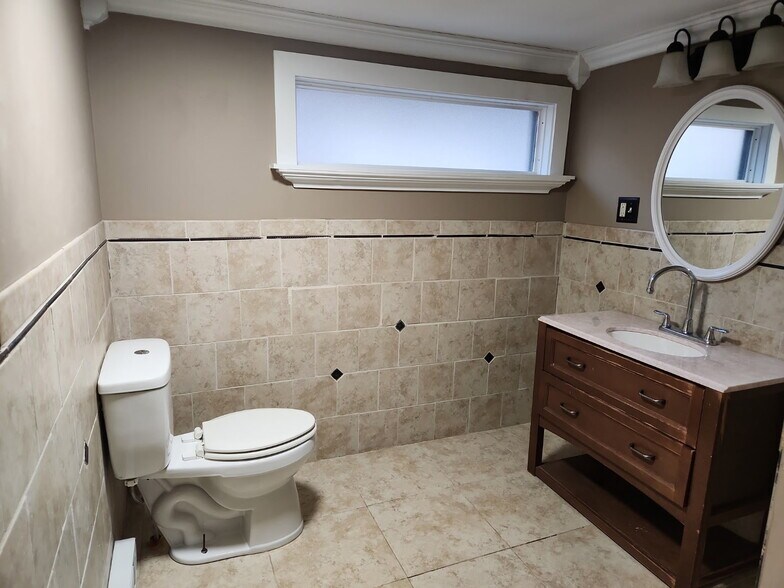 Building Photo - 4306 Upper Rd