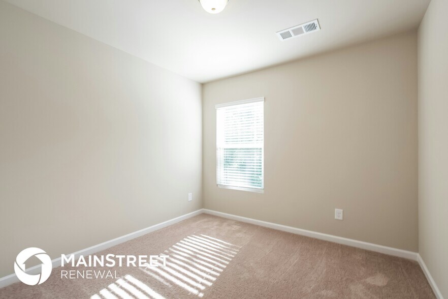 Building Photo - 213 West Bridge Park