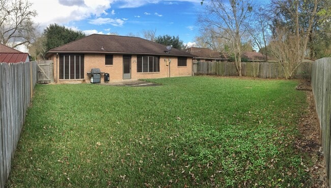 Building Photo - 806 Merribrook Ln