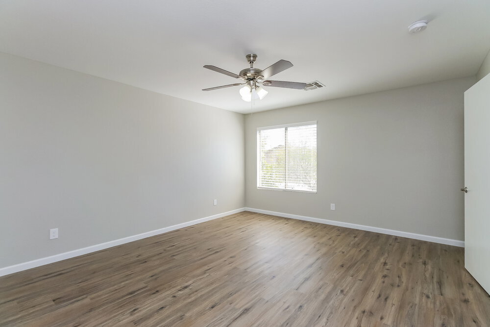 Building Photo - 1198 E Dust Devil Dr