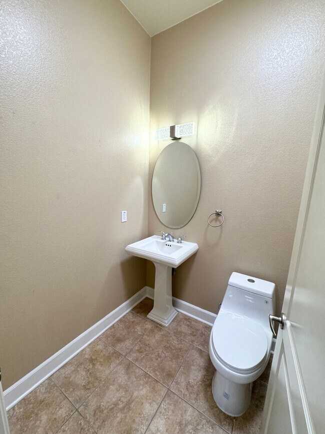 Building Photo - Sun City Lincoln Hills Active Adult Community Three Bedroom Three Car Garage SEE VIDEO