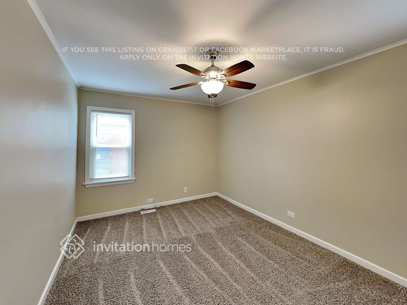 Building Photo - 9243 S 49th Ct