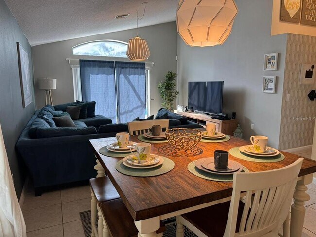 Building Photo - 2622 Tranquility Way