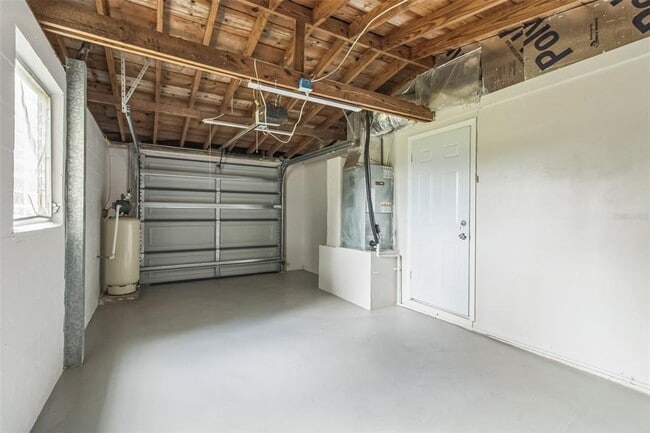 Building Photo - 5390 S Manatee Terrace