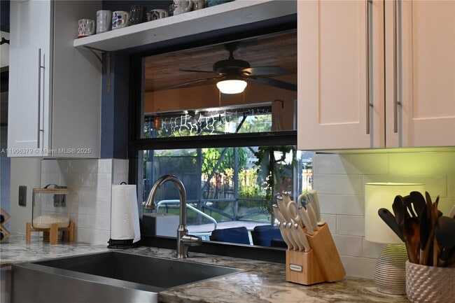 Building Photo - 14229 Stirrup Ln