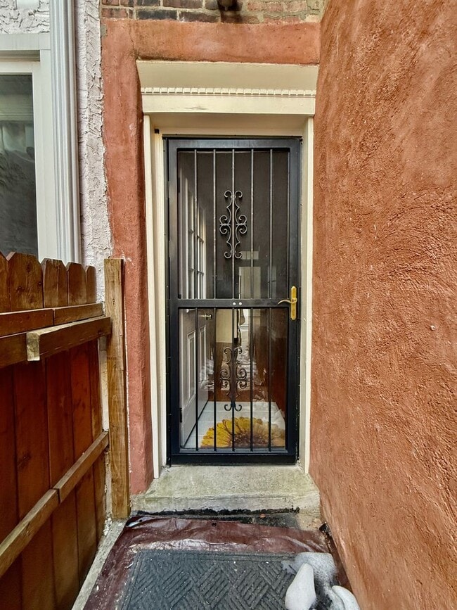 Building Photo - 2205 Fitzwater St