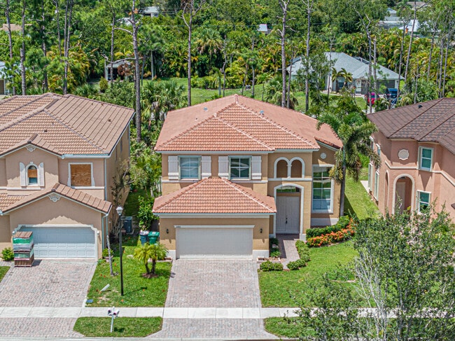Building Photo - 5605 Spanish River Rd