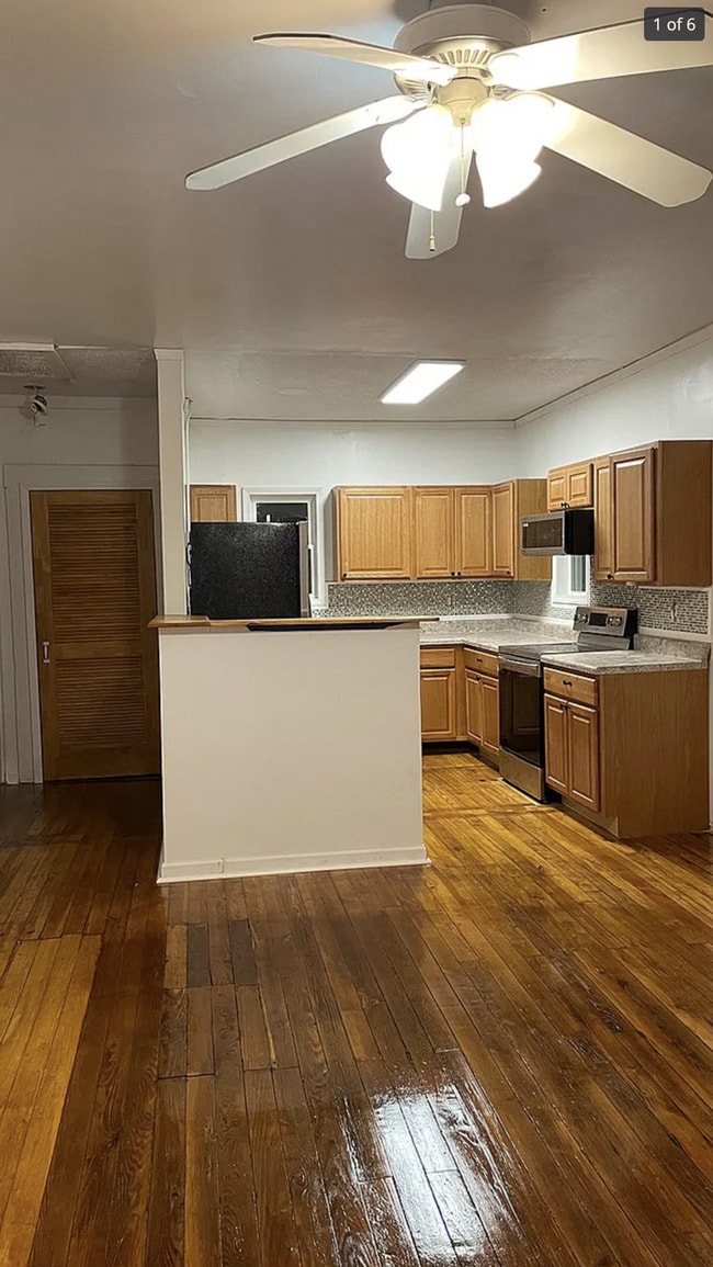 Building Photo - 1125 Boulevard