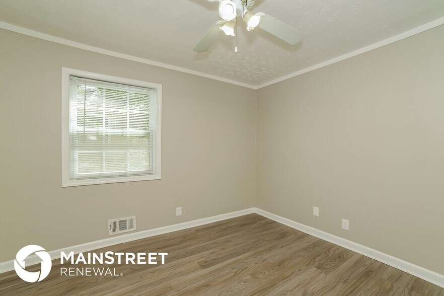 Building Photo - 608 Upland Ridge Dr NW