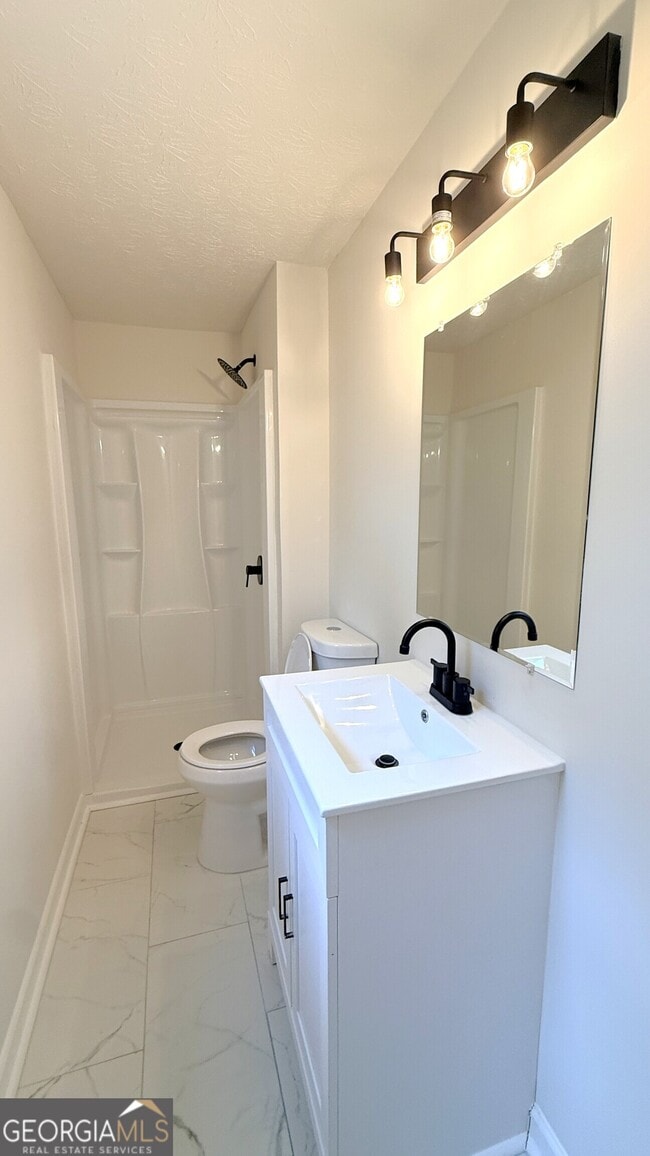 Building Photo - 105 Woodbine Dr