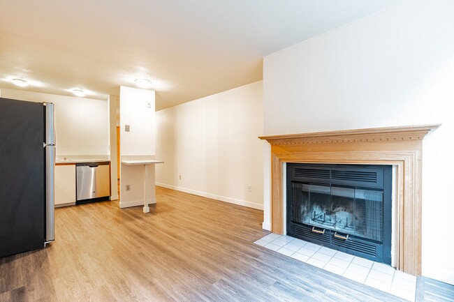 Interior Photo - Francis Ave Apartments