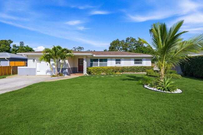 Building Photo - 10861 62nd Ave N