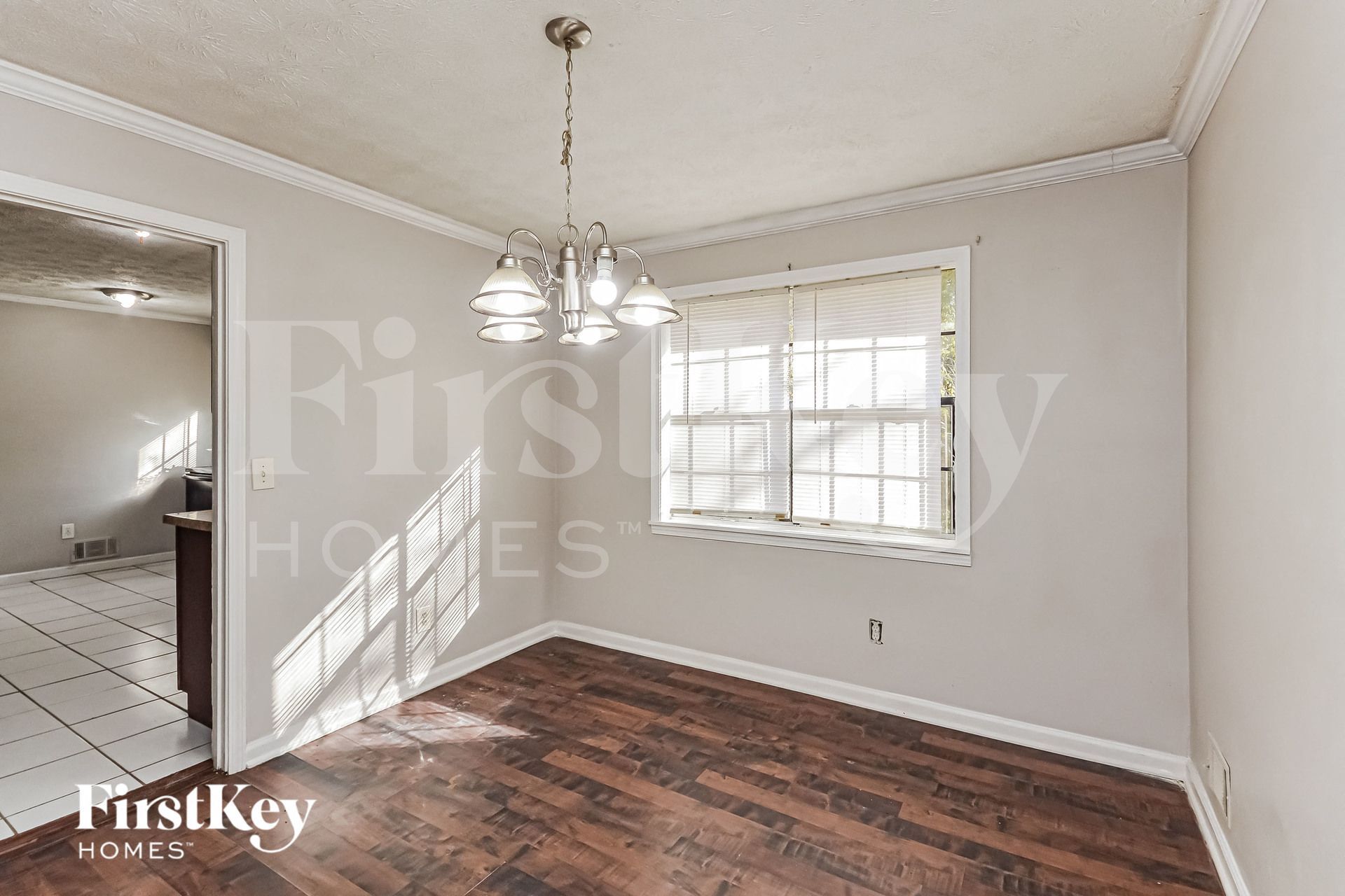 Building Photo - 975 Martin Rd