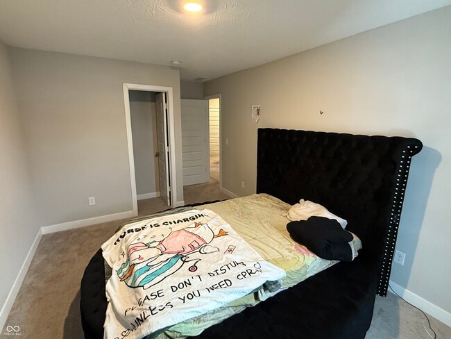 Building Photo - 8754 Laurelton Pl