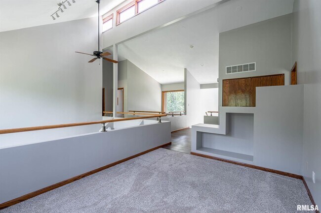 Building Photo - 29 Wildwood Dr