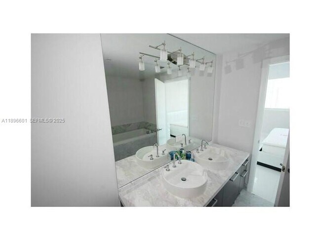 Building Photo - 244 Biscayne Blvd