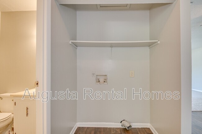 Building Photo - 2903 Ridge Ct