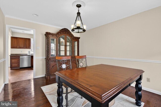 Building Photo - 20040 Bobwhite Ln