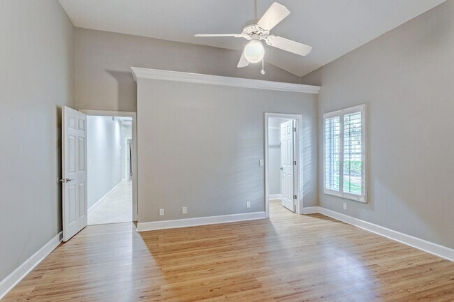 Building Photo - 139 Brookhaven Ct