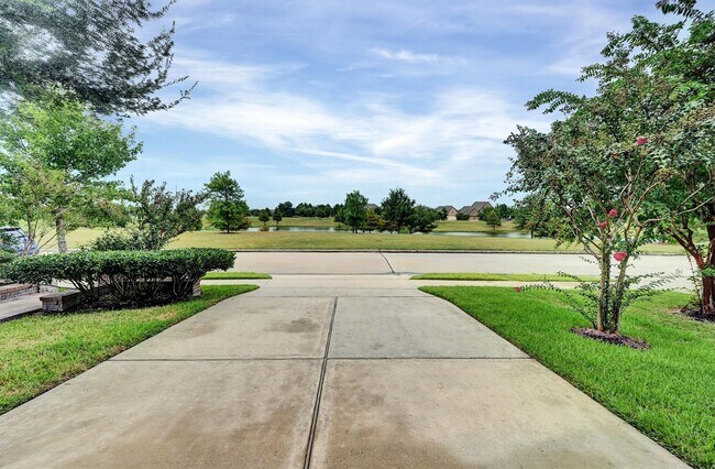 Building Photo - 18735 Waketon Dr