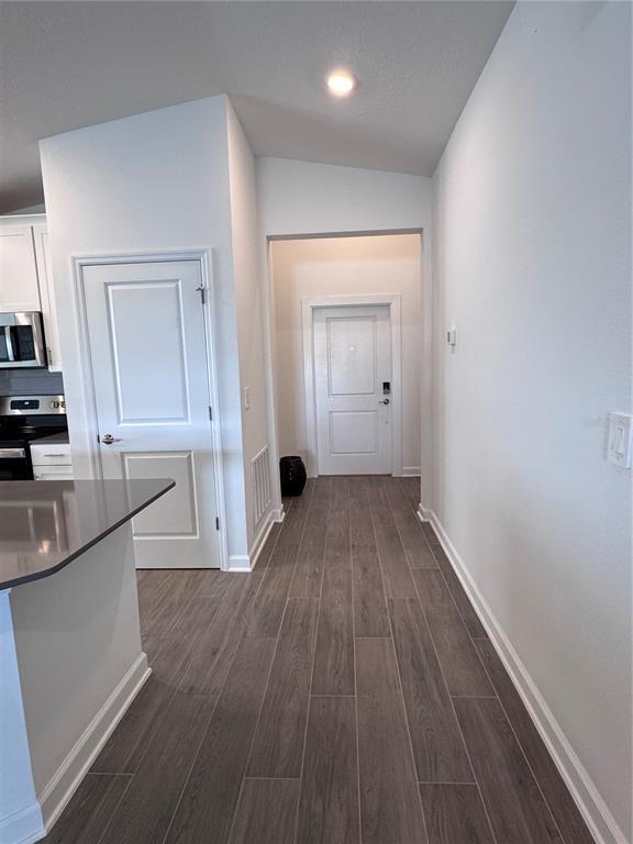 Building Photo - 5653 Wood Bridge Pl