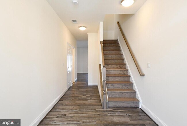 Building Photo - 4513 Ryelan Dr