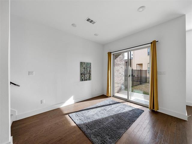 Building Photo - 1059 Maverick Dr