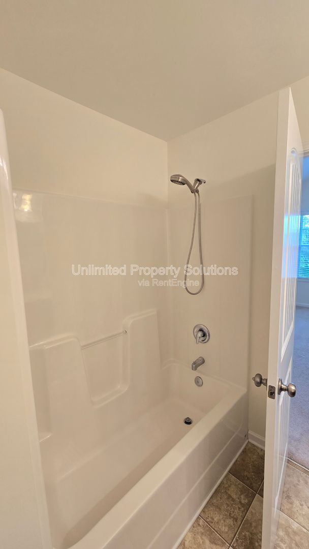 Building Photo - 4643 Andros Ln